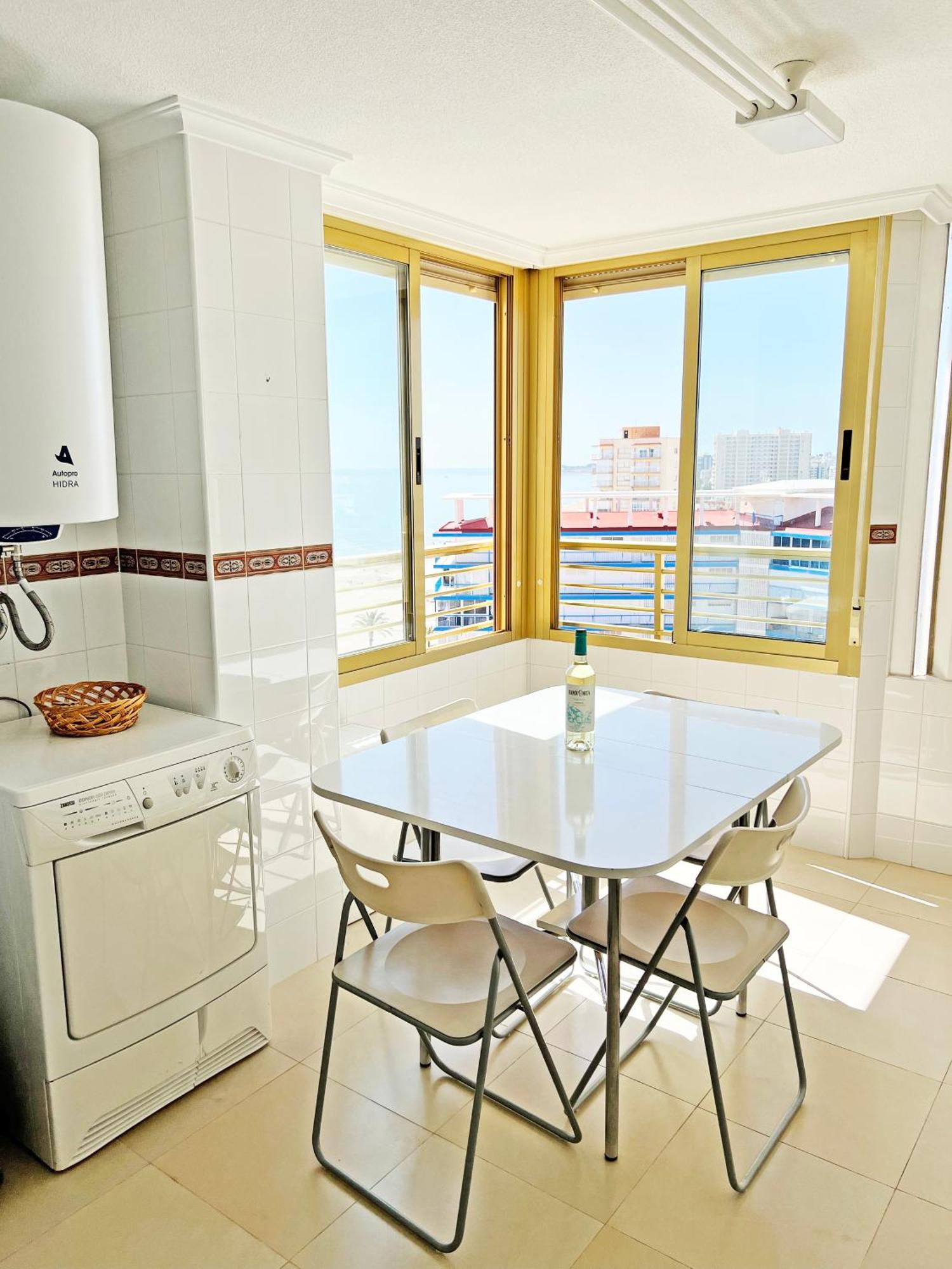 Apartment Oasis Frente Al Mar. Parking Gratis El Campello